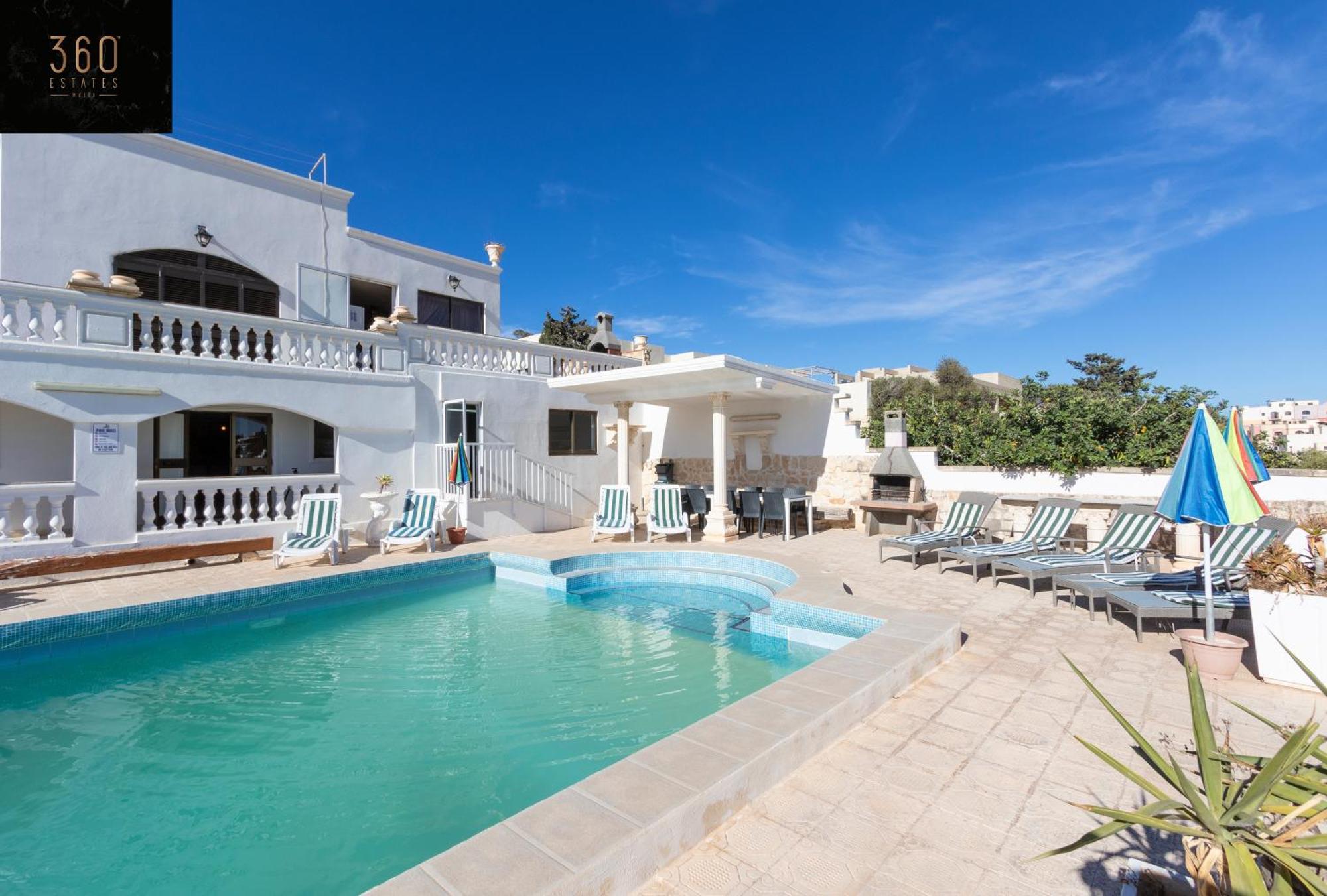 Massive Villa Pool Area With Views, Wifi With Bbq By 360 Estates Mellieħa Kültér fotó