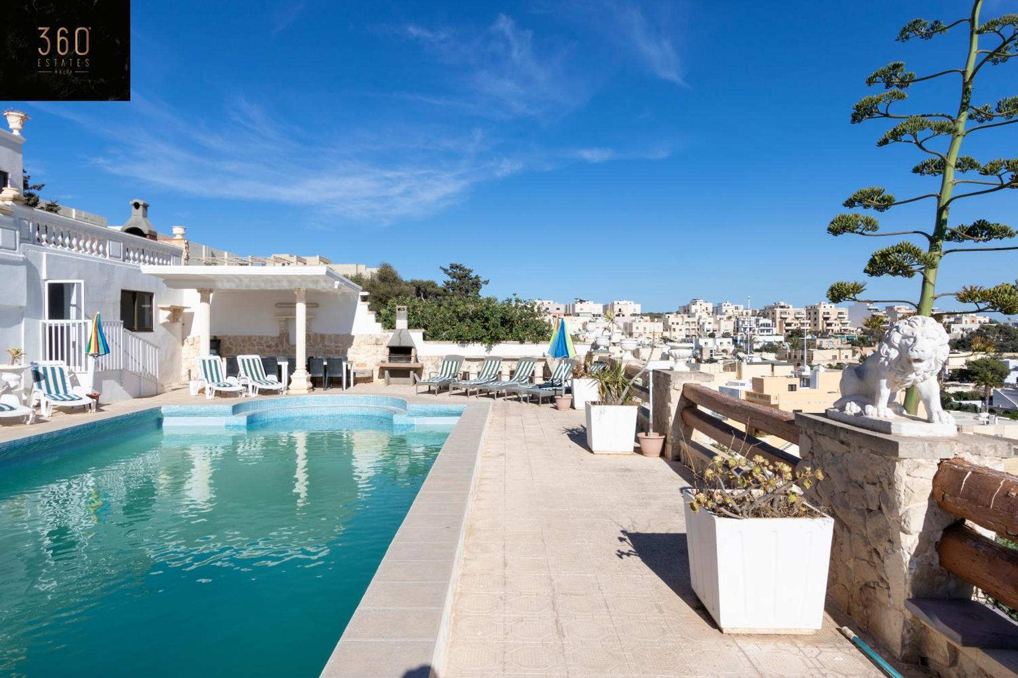 Massive Villa Pool Area With Views, Wifi With Bbq By 360 Estates Mellieħa Kültér fotó